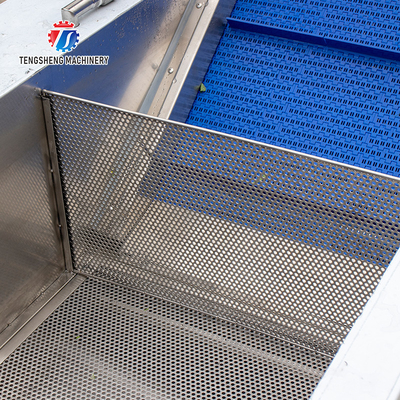 3KW Circumvolving Fruit And Vegetable Cleaning Machine , Sedimentation Tank Apple Cleaning Machine